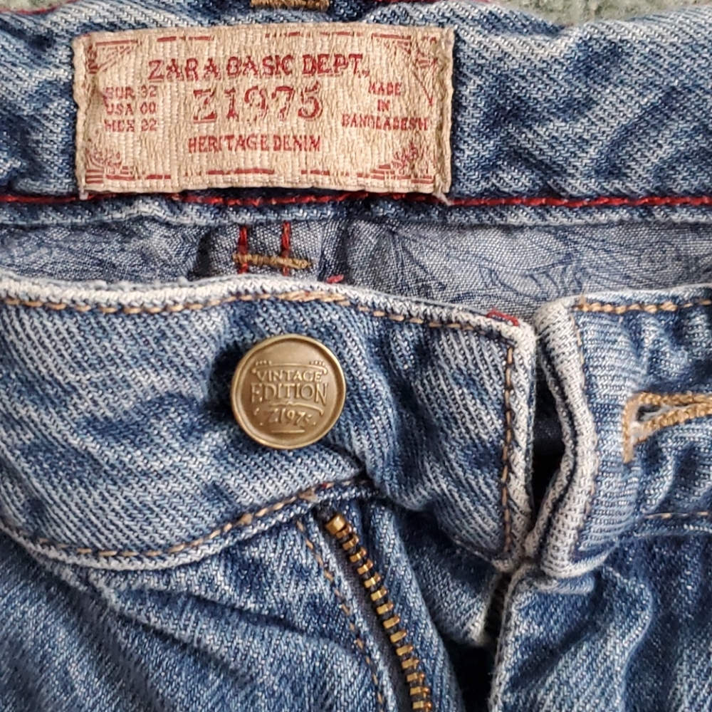 Jeans - Picture 3 of 3